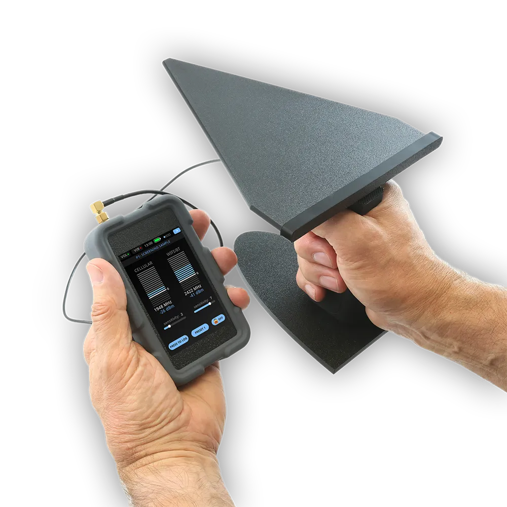 Comms-Tek Ranger with antenna in hands